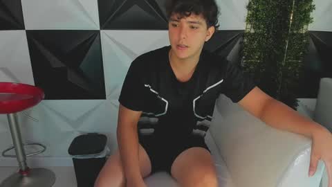Snapshot of dani_cumboy chatting on October 2025 02:40:02 PM dani_cumboy online show from October 2025 02:40:02 PM