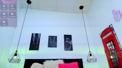 Snapshot of dani_dreams19 chatting on October 2025 03:03:01 PM DANI online show from October 2025 03:03:01 PM