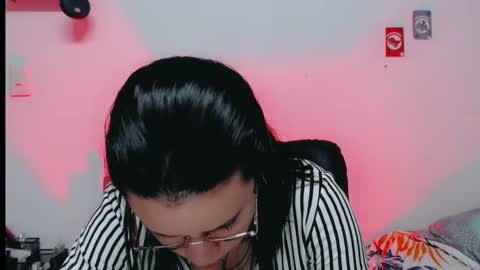 dani y jocelyn online show from January 2025 08:01:01 PM