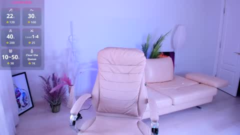 Snapshot of dani_kittys chatting on April 2026 08:53:01 AM dani_kittys online show from April 2026 08:53:01 AM