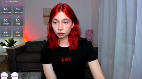 Snapshot of dani_mur chatting on March 2025 07:43:02 PM Daniel online show from March 2025 07:43:02 PM