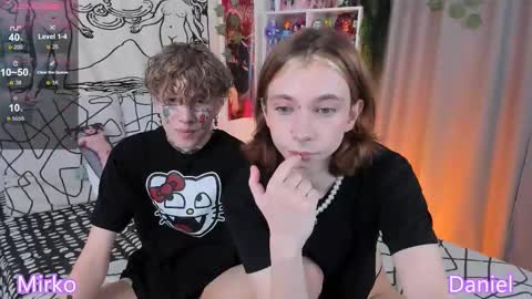 Snapshot of dani_mur chatting on October 2025 09:00:02 PM Daniel online show from October 2025 09:00:02 PM