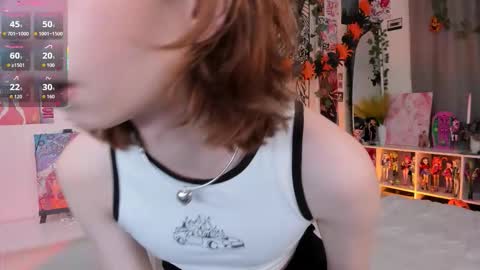 Snapshot of dani_mur chatting on October 2025 08:53:02 PM Daniel online show from October 2025 08:53:02 PM