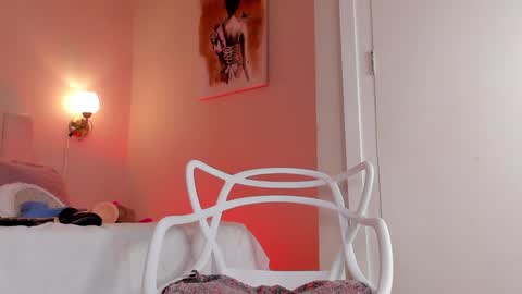 Snapshot of dani_skinny_ chatting on January 2025 05:38:02 PM Hi I am Dani online show from January 2025 05:38:02 PM