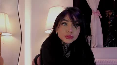 Snapshot of dani_valen chatting on December 2025 10:16:01 PM Dani online show from December 2025 10:16:01 PM