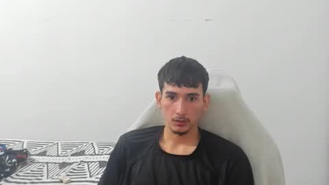 Snapshot of daniel_443 chatting on October 2025 11:05:01 PM DANIEL online show from October 2025 11:05:01 PM