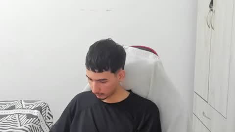 Snapshot of daniel_443 chatting on November 2025 04:39:01 PM DANIEL online show from November 2025 04:39:01 PM