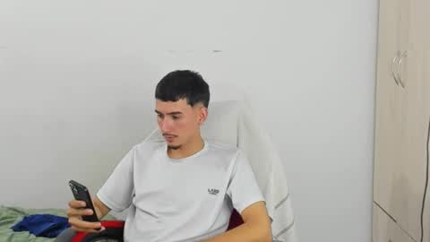 Snapshot of daniel_443 chatting on November 2025 04:11:02 PM DANIEL online show from November 2025 04:11:02 PM