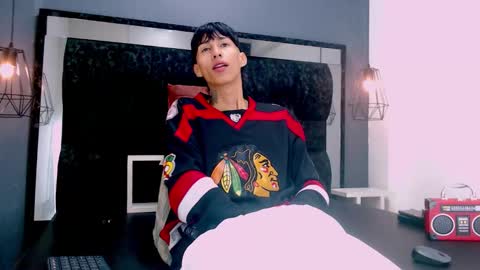 Daniel Delux  online show from December 2025 11:08:02 AM