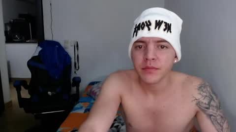 Snapshot of daniel_vargas5 chatting on December 2024 07:28:02 AM Daniel online show from December 2024 07:28:02 AM