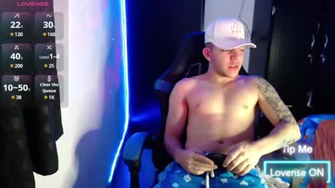 Snapshot of daniel_vargas5 chatting on January 2025 05:12:01 AM Daniel online show from January 2025 05:12:01 AM