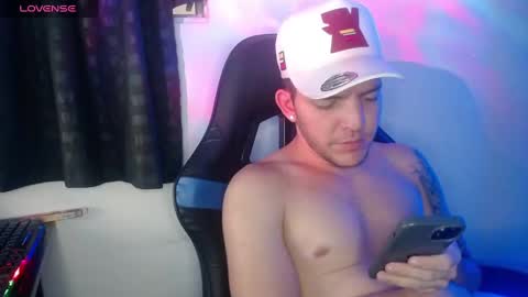 Snapshot of daniel_vargas5 chatting on January 2025 06:24:02 AM Daniel online show from January 2025 06:24:02 AM