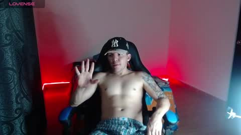 Snapshot of daniel_vargas5 chatting on February 2025 04:33:01 AM Daniel online show from February 2025 04:33:01 AM