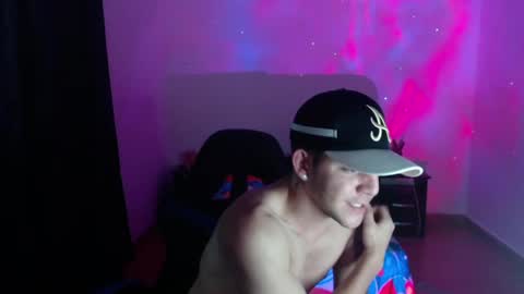 Snapshot of daniel_vargas5 chatting on March 2025 02:41:02 AM Daniel online show from March 2025 02:41:02 AM