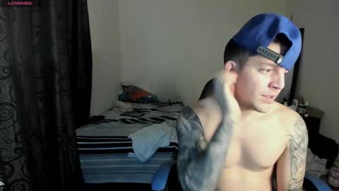 Snapshot of daniel_vargas5 chatting on December 2025 05:23:01 AM Daniel online show from December 2025 05:23:01 AM