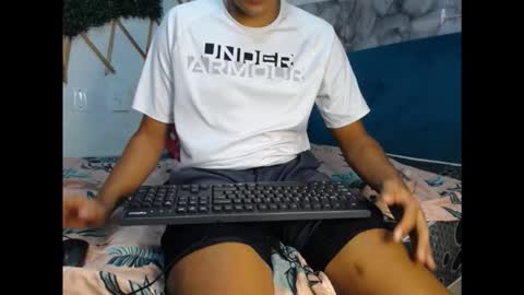 Snapshot of daniel_velez26 chatting on November 2025 04:06:02 PM daniel_velez26 online show from November 2025 04:06:02 PM