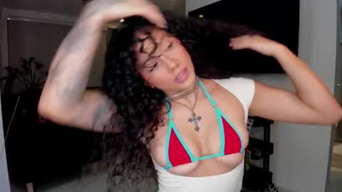 daniela_arenas online show from November 2025 03:28:02 AM