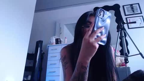 DANIELA online show from January 2026 07:16:01 PM