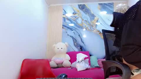 daniela_pink_ online show from February 2026 08:53:01 PM