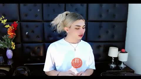 daniela_pink_ online show from February 2026 07:01:01 PM