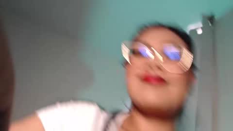 Snapshot of daniela_valencia chatting on September 2025 05:48:01 PM Lucia online show from September 2025 05:48:01 PM