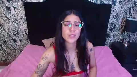 Snapshot of danielamonroe chatting on June 2026 10:26:01 PM danielamonroe online show from June 2026 10:26:01 PM