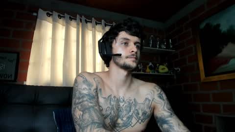 Snapshot of daniele_bunny chatting on January 2025 09:01:02 PM Daniele Bunny online show from January 2025 09:01:02 PM