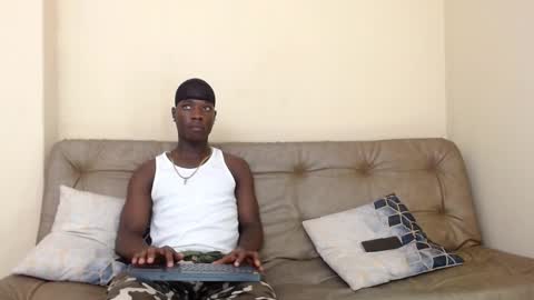 Snapshot of daniell_ferrari chatting on January 2025 07:53:01 PM daniell_ferrari online show from January 2025 07:53:01 PM
