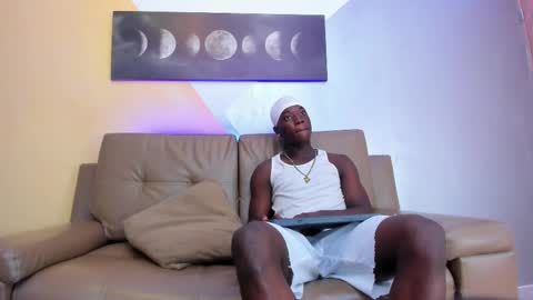 Snapshot of daniell_ferrari chatting on January 2025 09:22:01 PM daniell_ferrari online show from January 2025 09:22:01 PM