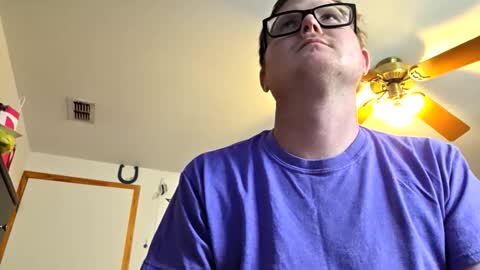 Daniel    y. online show from November 2025 08:03:01 PM