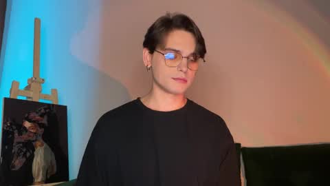 danieltuckerr online show from November 2025 08:11:02 PM