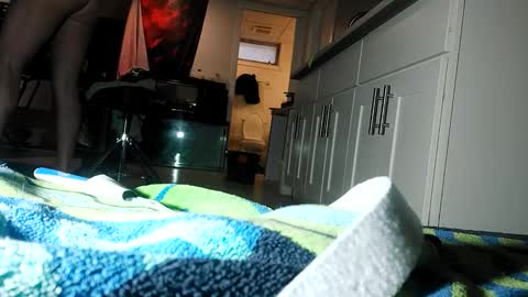 danimal5000 online show from December 2025 05:10:02 PM