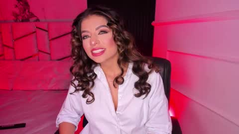 Dani Phonenix online show from February 2026 11:41:01 AM