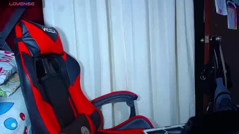 danisabrownn online show from November 2025 12:18:01 PM