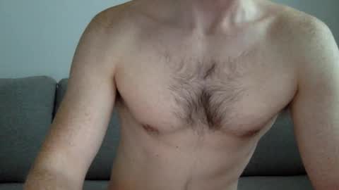 Snapshot of danishguysdicks chatting on October 2025 05:59:02 AM Buzzy online show from October 2025 05:59:02 AM