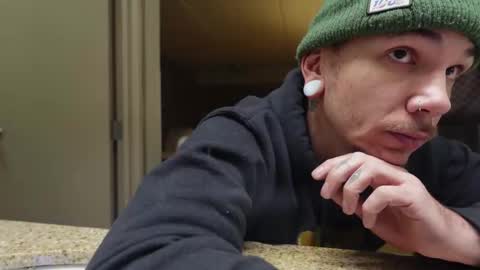 dankfuckcouple online show from January 2025 12:30:01 AM