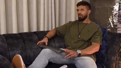 Dann saenz online show from November 2025 05:20:01 PM