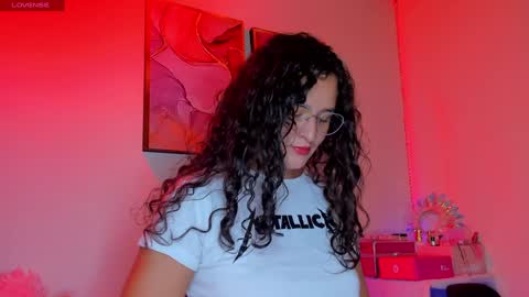 Danna Lovs online show from January 2025 02:35:02 PM