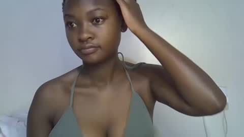 danna_miki online show from December 2025 07:40:02 PM