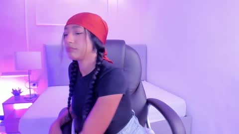 Snapshot of danna_palmeth chatting on October 2025 08:09:02 PM danna_palmeth online show from October 2025 08:09:02 PM