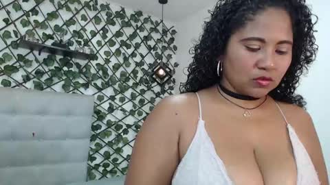 dannaberlin_0 online show from March 2025 12:47:01 PM