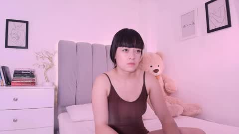 Snapshot of dannahyde chatting on May 2026 03:51:01 PM Insta DannaBlueX online show from May 2026 03:51:01 PM
