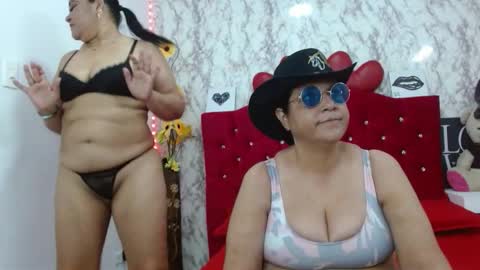 dannalanegra2 online show from October 2025 06:38:02 PM