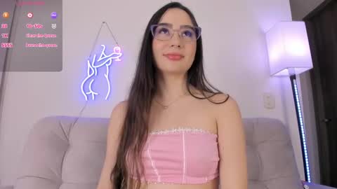 danna  online show from December 2024 12:19:01 AM