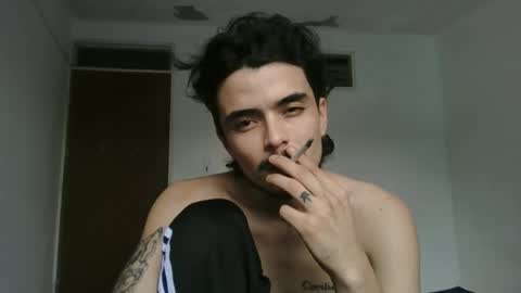 Snapshot of danni4_20 chatting on February 2025 09:28:01 PM danni4_20 online show from February 2025 09:28:01 PM