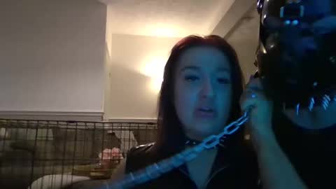 Latex Sluts online show from November 2025 11:03:01 PM