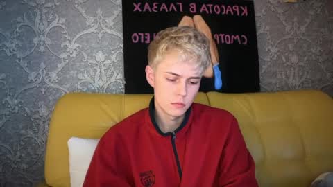 Snapshot of danny_love01 chatting on April 2026 05:37:01 PM danny online show from April 2026 05:37:01 PM