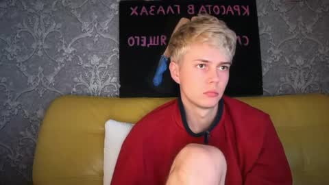 Snapshot of danny_love01 chatting on April 2026 05:26:01 PM danny online show from April 2026 05:26:01 PM
