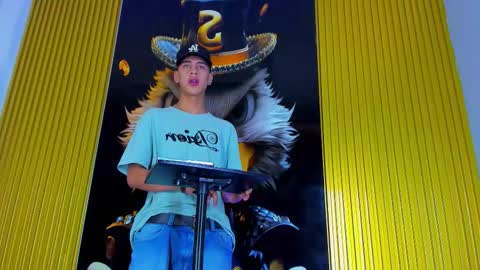 dante_brown1 online show from November 2025 10:07:02 PM