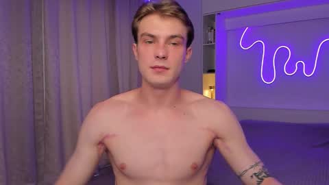 Snapshot of dante_ray chatting on November 2025 01:22:02 PM Dante and Ray online show from November 2025 01:22:02 PM